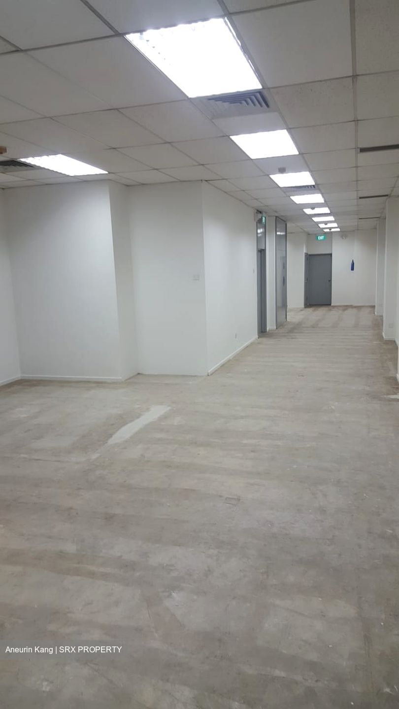 Four Seas Bank Building (D1), Office #294957611